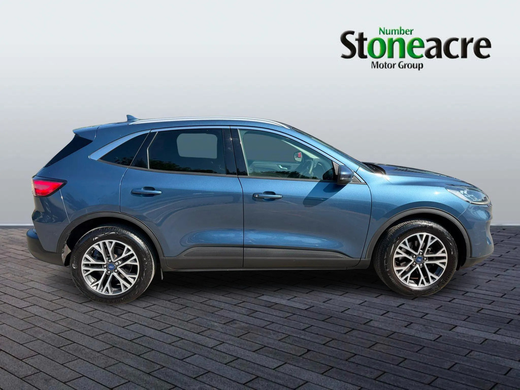 Ford Kuga 1.5 Ecoboost 150 Titanium Edition HV23REU  #2