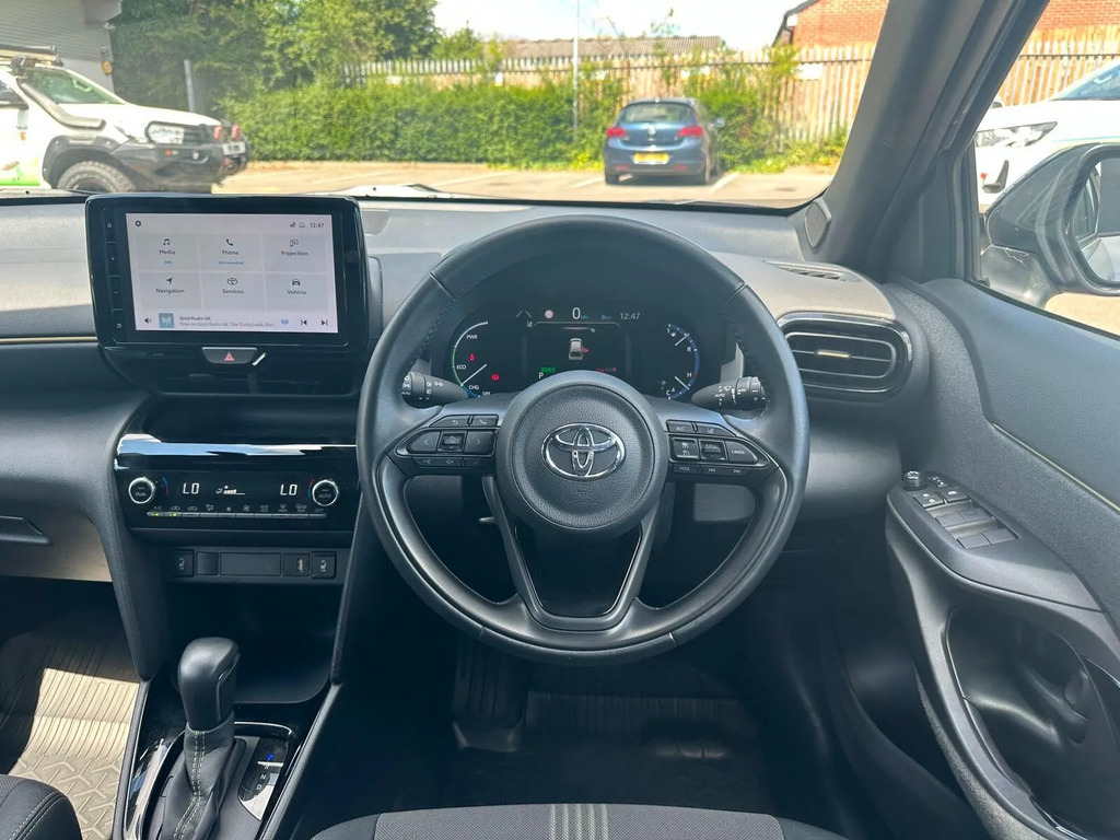 Toyota Yaris Cross 1.5 Vvt-h Dynamic Suv Hybrid E-cvt Euro #6