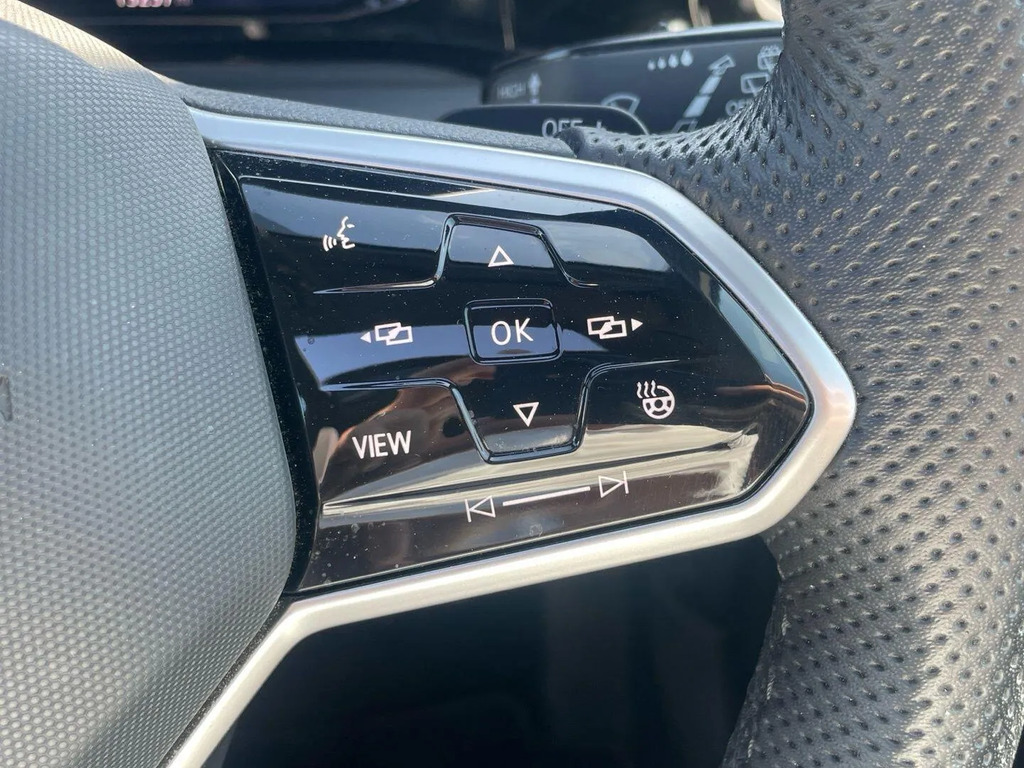 Volkswagen e-Golf 35.8Kwh E-golf Grey #11