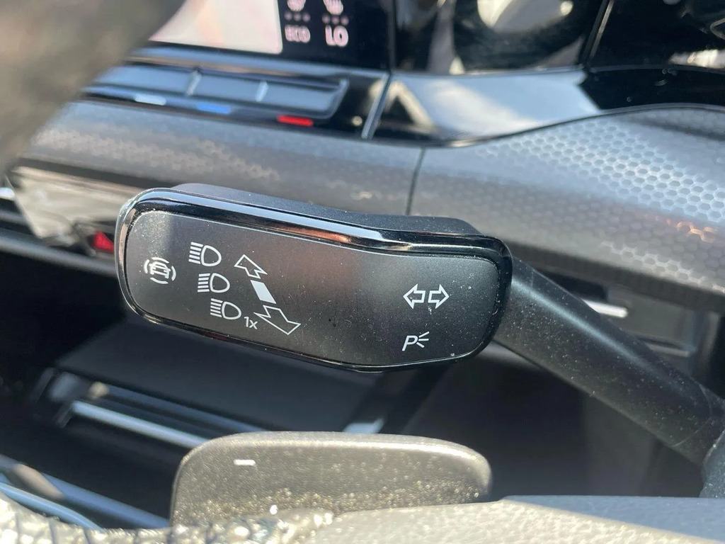 Volkswagen e-Golf 35.8Kwh E-golf Grey #9