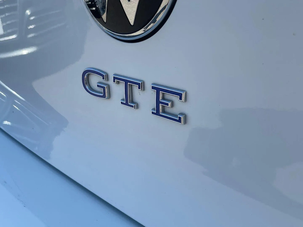 Volkswagen e-Golf 35.8Kwh E-golf Grey #28