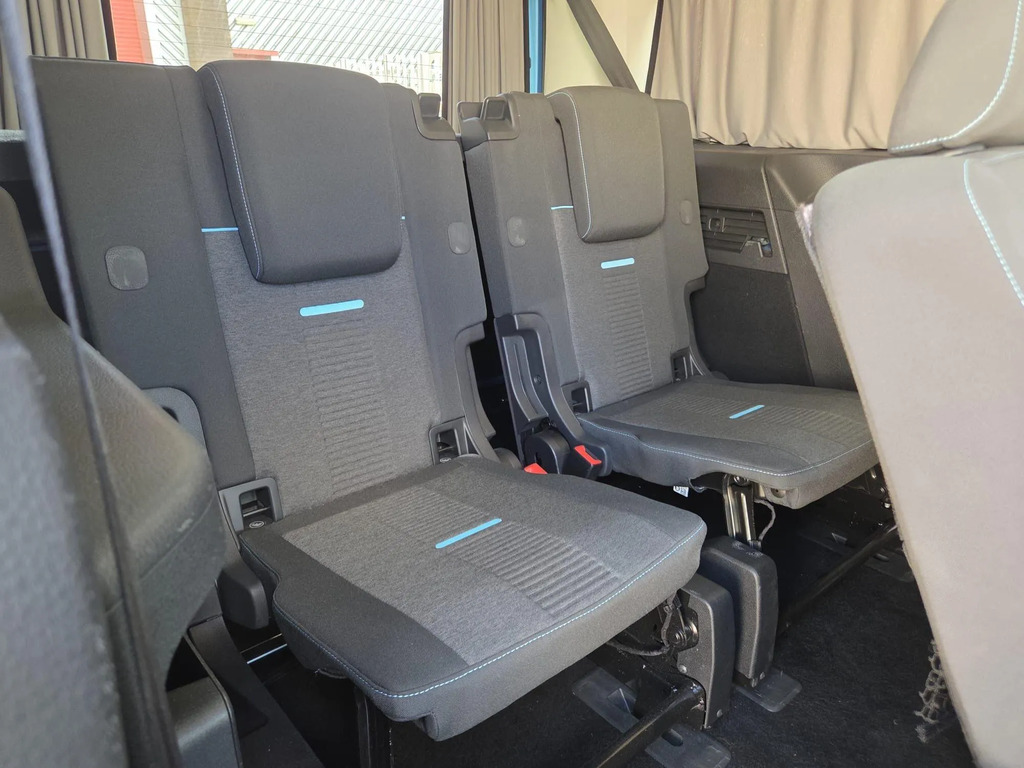Ford Tourneo Connect Mpv 1.5 Ecoblue Zetec Euro 6 Ss 2022 Red #27