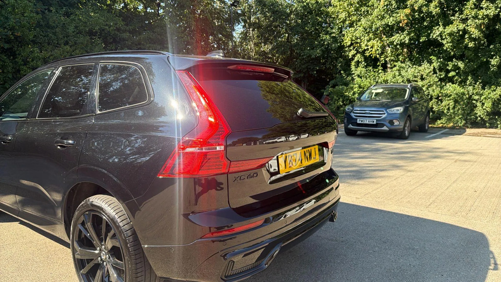 Volvo XC60 2.0 B5 Mhev Plus Black Edition Awd Euro 6 S #6