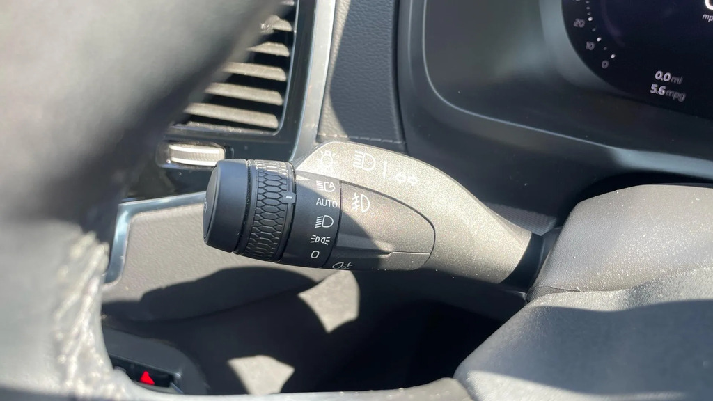 Volvo XC90 T8 Recharge Ultimate, Awd Plug-in Hybrid, Grey #17