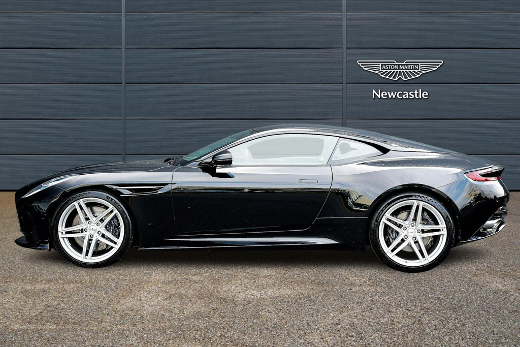 Aston Martin DB12 V8 Volante Green #8