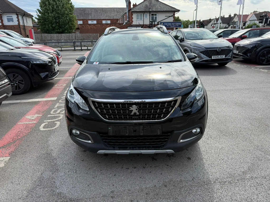 Peugeot 2008 1.2 Puretech Allure #2