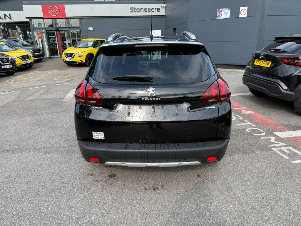 Peugeot 2008 1.2 Puretech Allure #6
