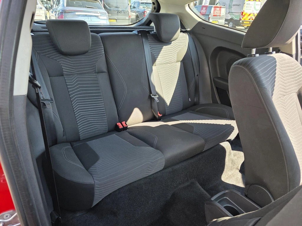 Ford Fiesta Zetec Tdci 0.00 Tax74 White #7