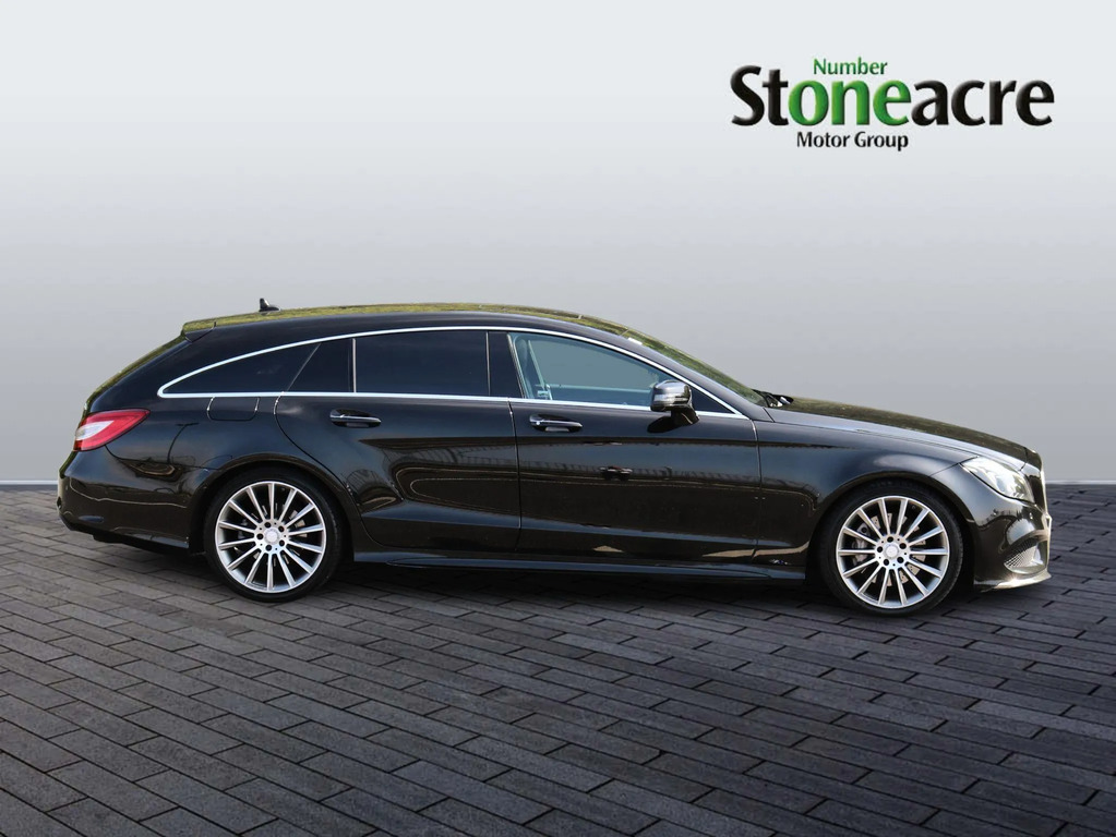 Mercedes-Benz CLS 3.0 Cls350d V6 Amg Line Premium Plus Shooting Br #2