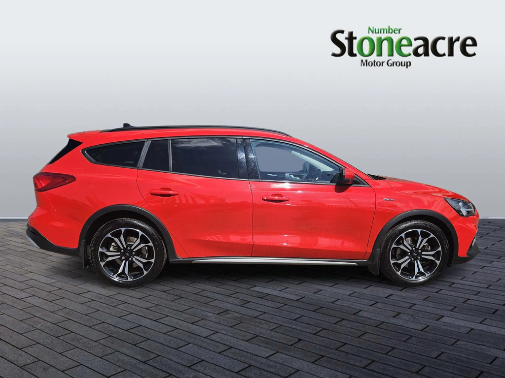 Ford Focus Titanium X Estate 1.0L Ecoboost Hybrid 125Ps Fwd 6 #2
