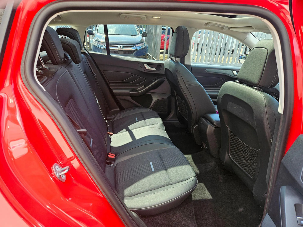 Ford Focus Titanium X Estate 1.0L Ecoboost Hybrid 125Ps Fwd 6 #19