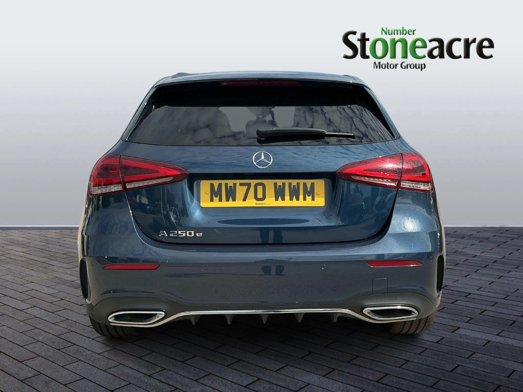 Mercedes-Benz A Class 1.3 A200 Sport Saloon 7G-dct Euro 6 S White #8