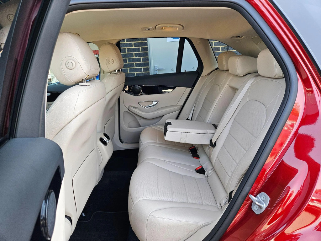 Mercedes-Benz GLC Class 2.0 Glc300 Mhev Sport Suv G-tronic 4Ma Silver #19