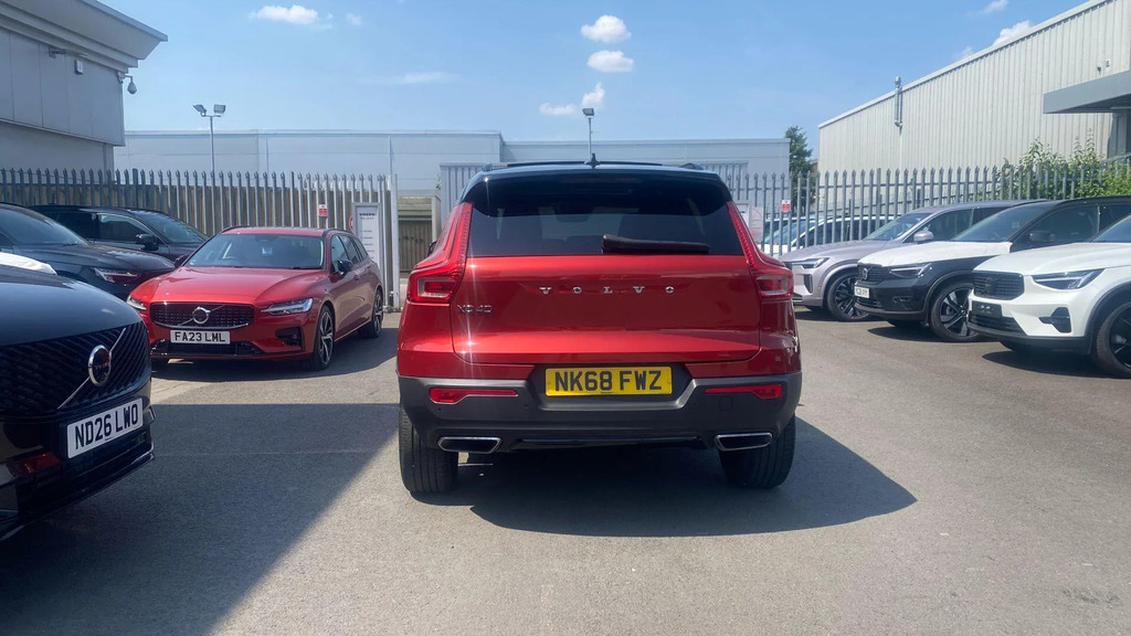 Volvo XC40 2.0 D4 R-design Awd Euro 6 Ss Red #3