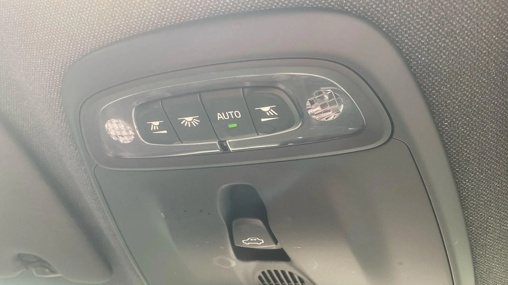 Volvo XC40 T3 Momentum 360 Cam Intellisafe Winter Red #18