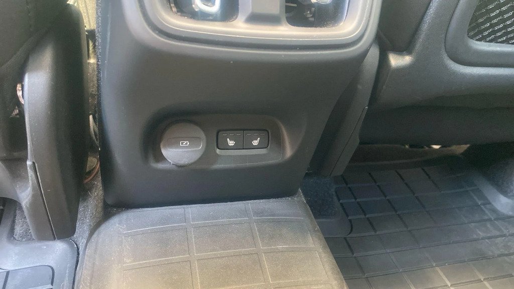 Volvo XC40 T3 Momentum 360 Cam Intellisafe Winter Red #19