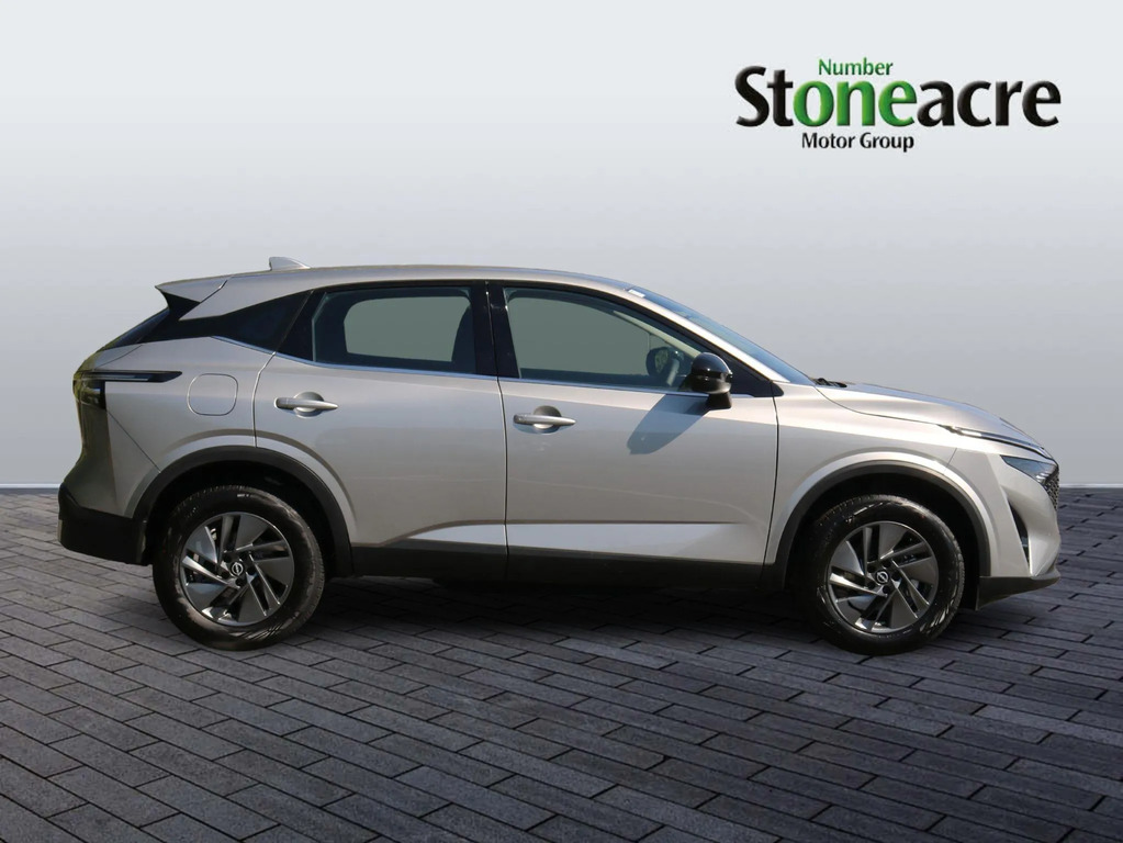 Nissan Qashqai 1.3 Dig-t Mhev Acenta Premium Euro 6 Ss  #2