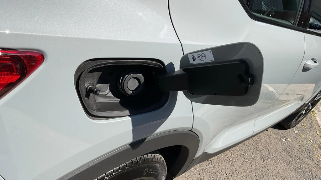 Volvo XC40 Ultra, B4 Mild Hybrid, Dark Sunroof Red #14