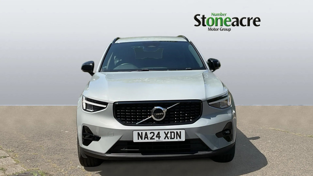 Volvo XC40 Ultra, B4 Mild Hybrid, Dark Sunroof Red #8