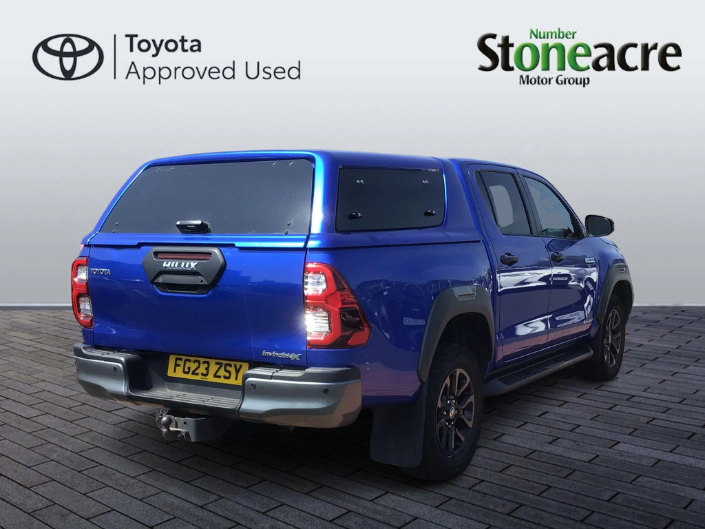 Toyota HILUX Invincible X Dcab Pick Up 2.8 D-4d Blue #2