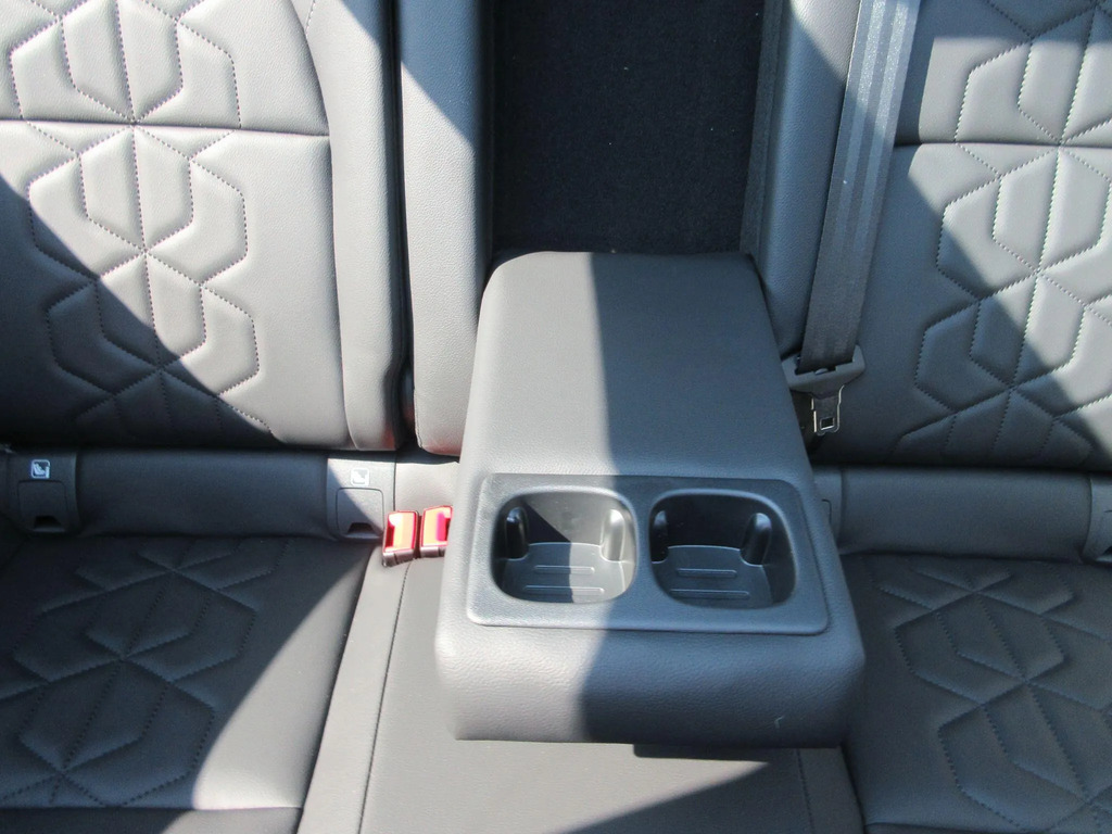 Nissan Qashqai 1.5 E-power N-connecta Glass Roof Black #19