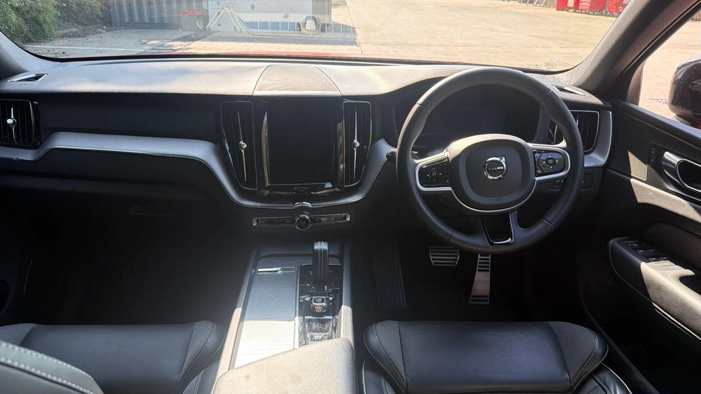 Volvo XC60 R-design, B5 Mild Hybrid #5