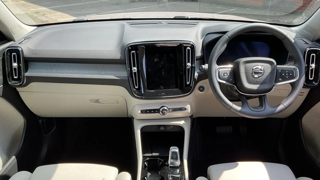 Volvo XC40 2.0 B4 Mhev Ultra Dark Dct Euro 6 Ss OY75LGW #5