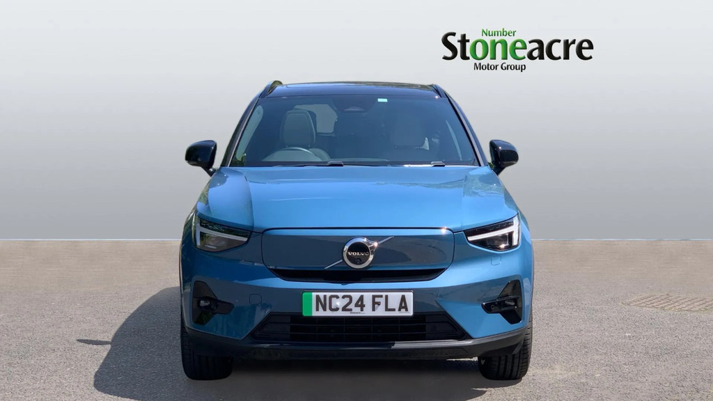 Volvo EX40 Plus Green #8