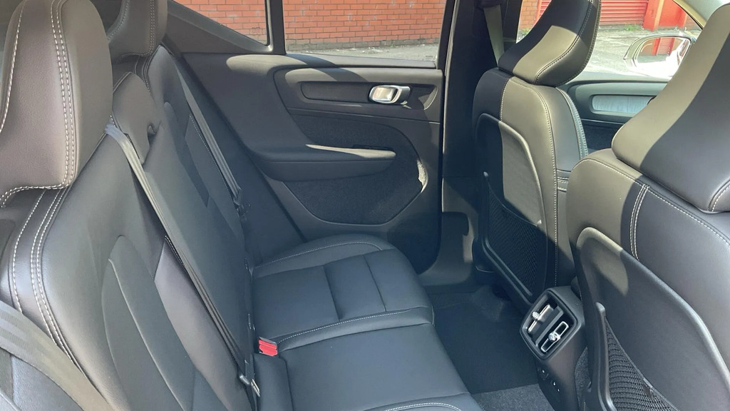 Volvo XC40 2.0 B3 Mhev Ultra Dark Dct Euro 6 Ss #6