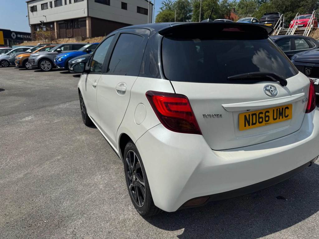 Toyota Yaris 1.33 Vvt-i Design #3