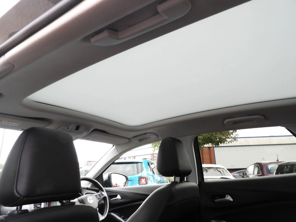 Vauxhall Grandland X 1.5 Turbo D Sri Nav Suv Euro 6 White #18