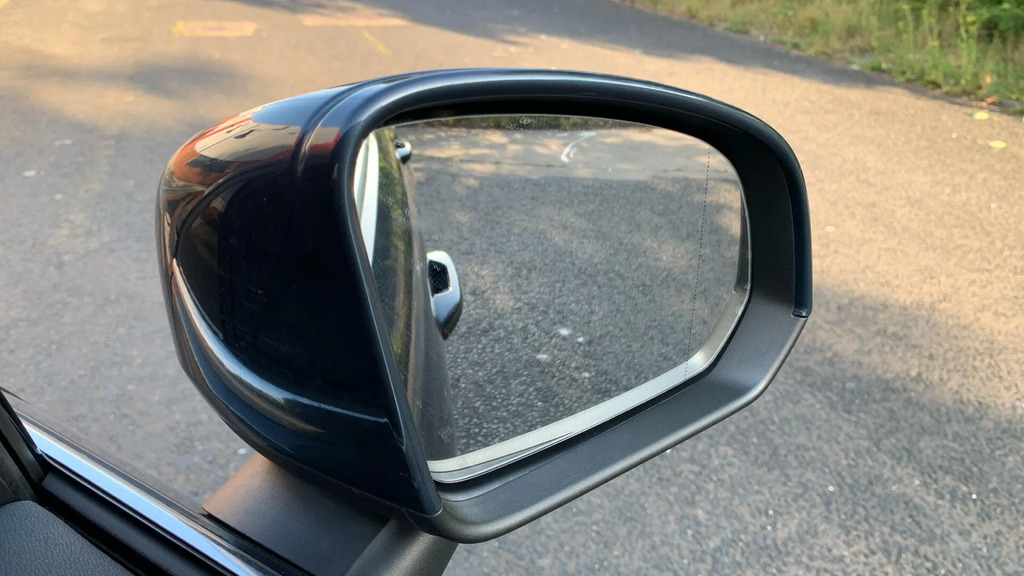Volvo XC40 1.5 T3 163 Inscription Geartronic Estate Silver #30