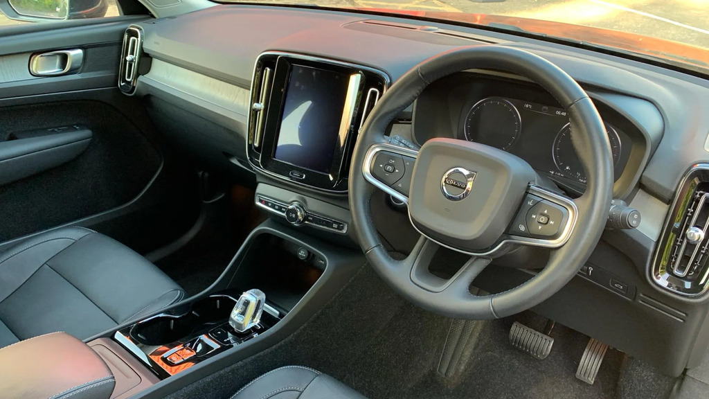 Volvo XC40 2.0 T4 Inscription Awd Euro 6 Ss  #4