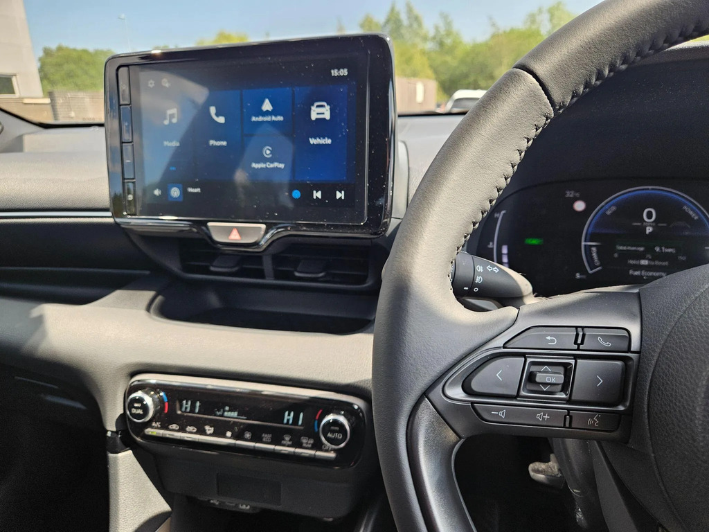 Mazda 2 Exclusive Line #14