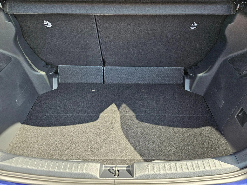 Mazda 2 Exclusive Line #9