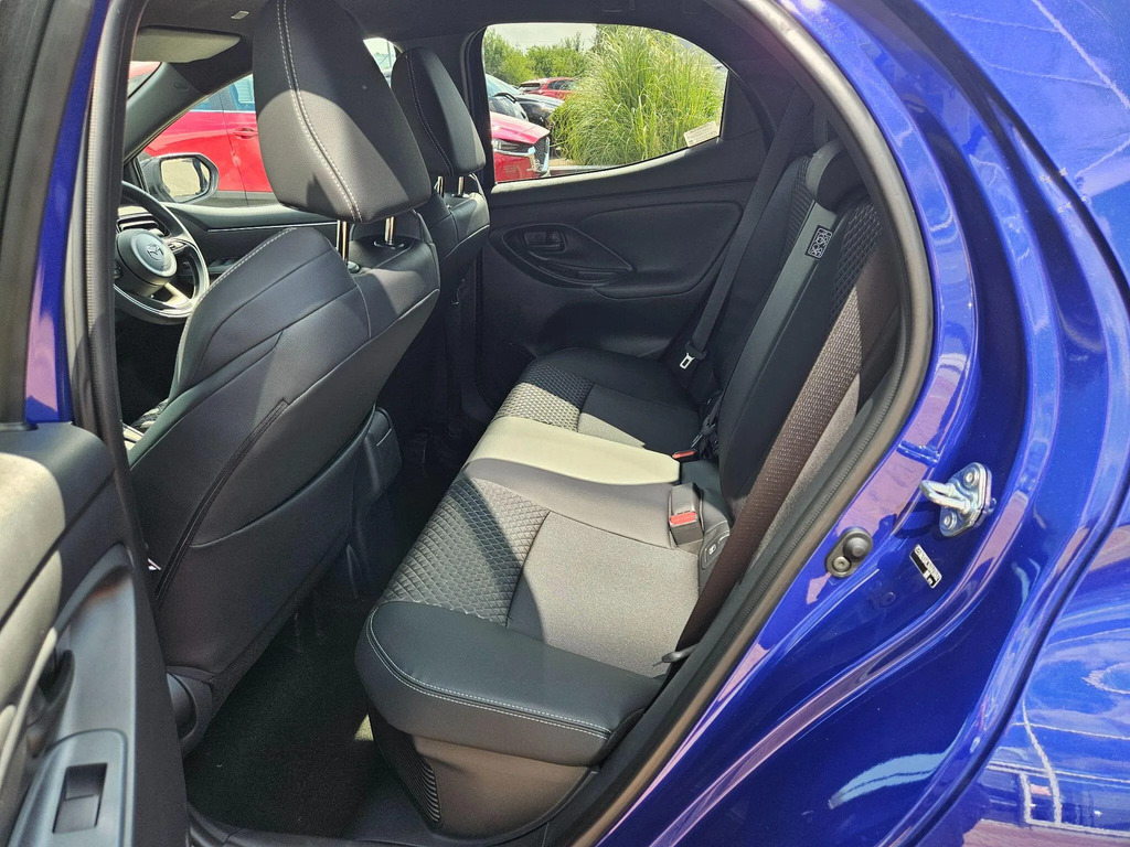 Mazda 2 Exclusive Line #17