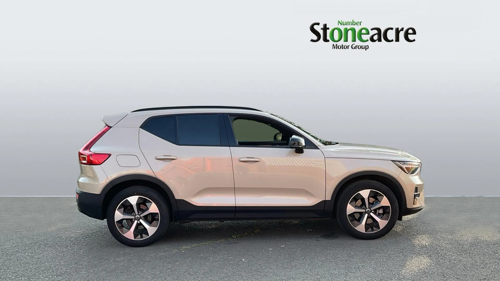 Volvo XC40 2.0 B4p Plus Dark  #3