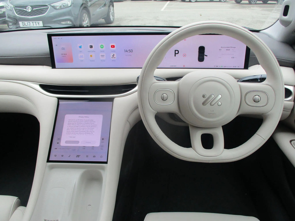 MG IM5 75Kwh Standard Range Saloon 295 Grey #11