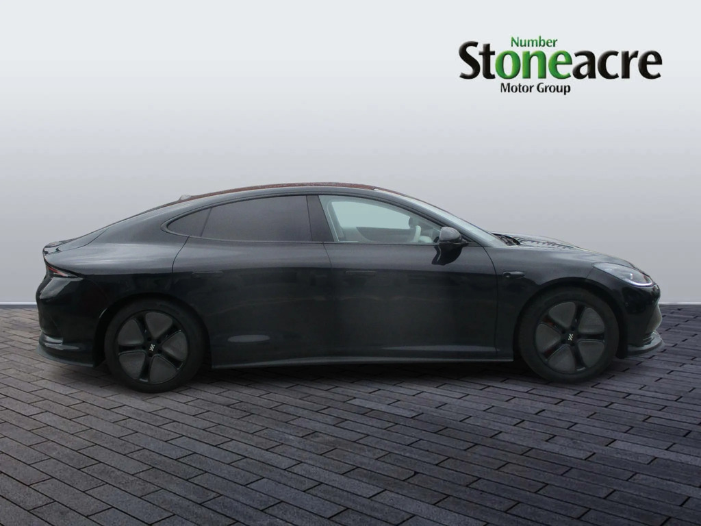 MG IM5 75Kwh Standard Range Saloon 295 Grey #2