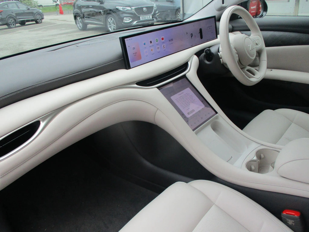 MG IM5 75Kwh Standard Range Saloon 295 Grey #14