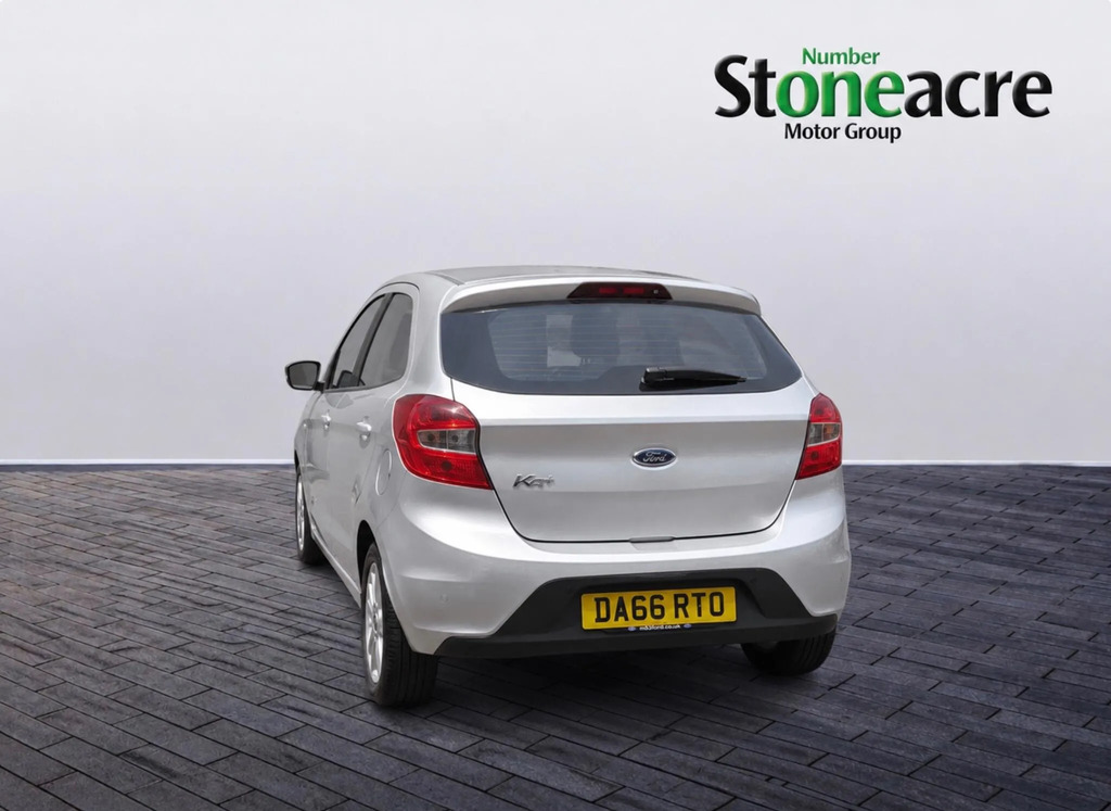 Ford KA+ 1.2 85 Zetec Black Edition #6