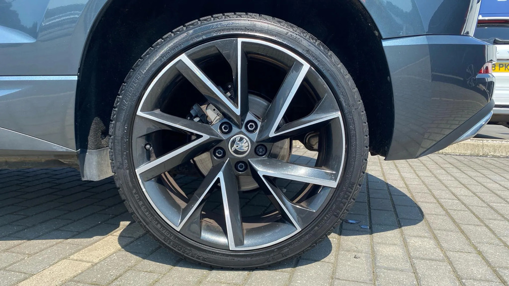 Skoda Karoq 1.5 Tsi Act Sportline Suv Euro 6 White #23