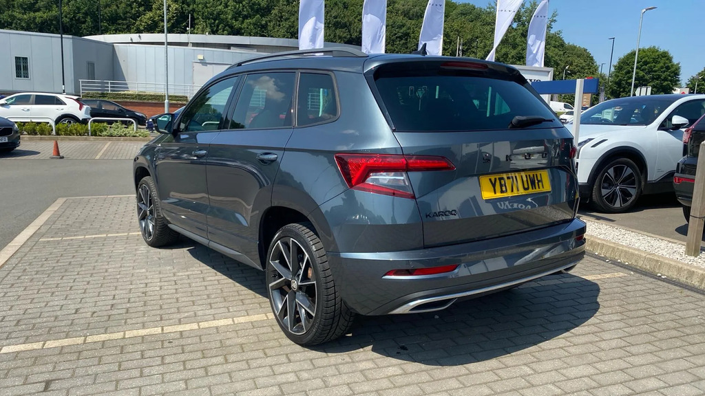 Skoda Karoq 1.5 Tsi Act Sportline Dsg Euro 6 Ss Grey #4