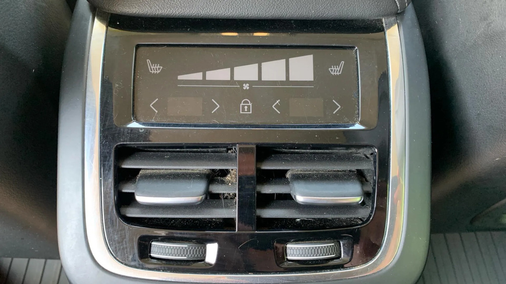Volvo V60 2L Core Black #34