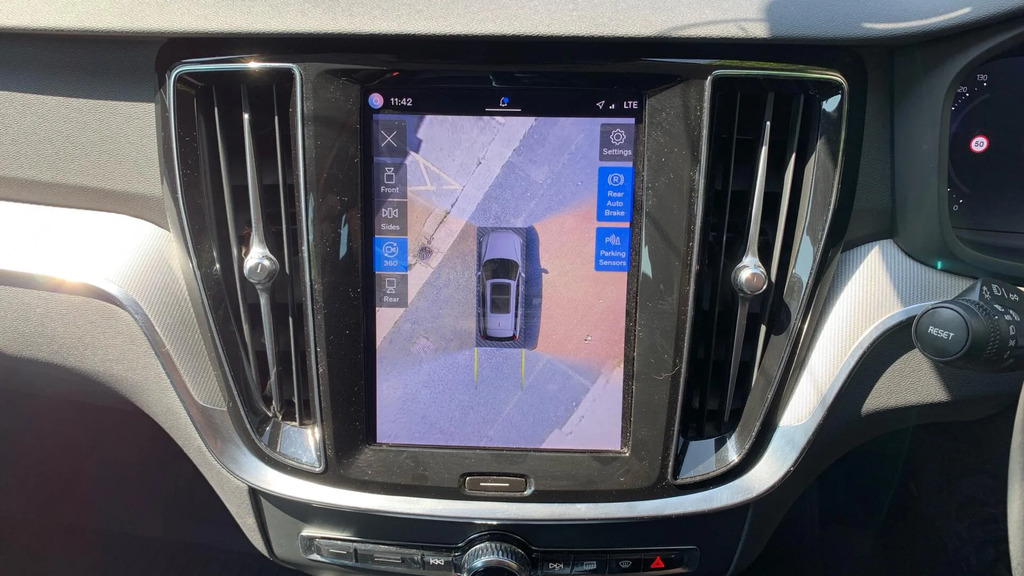 Volvo V60 2L Core Black #17