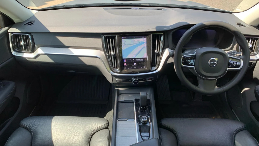 Volvo V60 2.0 B3 Mhev Plus Dct Euro 6 Ss  #5
