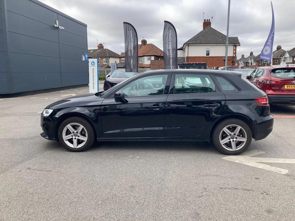 Audi A3 1.0 Tfsi Se Sportback Euro 6 Ss Black #5