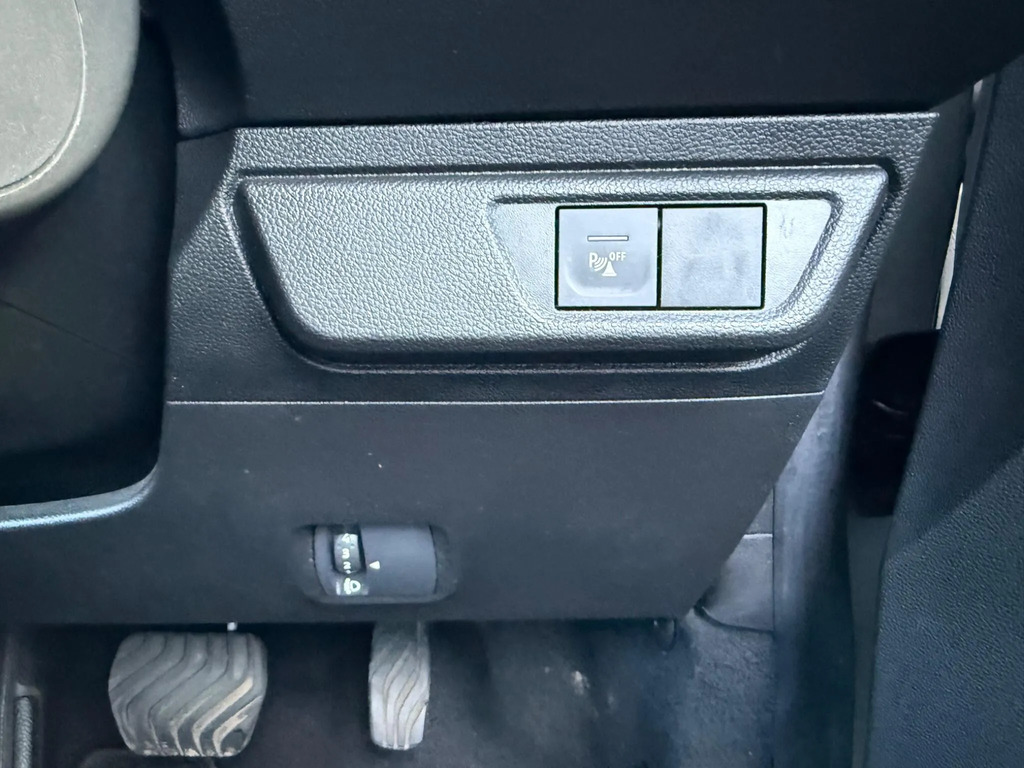 Dacia Sandero 1.0 Tce Essential Hatchback Blue #26