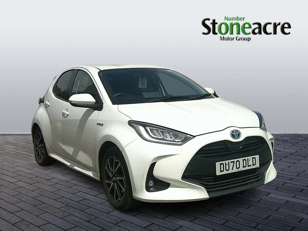 Toyota Yaris 1.5 Hybrid Design Cvt