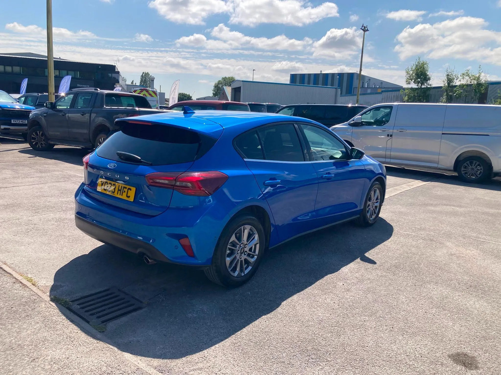 Ford Focus 1.0 Ecoboost Titanium YO23HFC #3